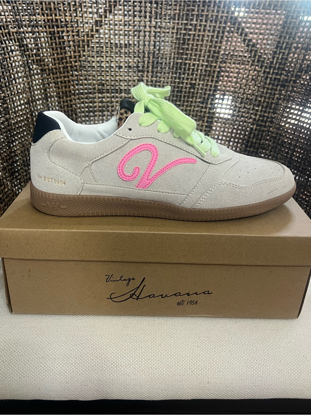 Vintage Havana Womens Whiz 4 sneakers in Taupe/Leopard